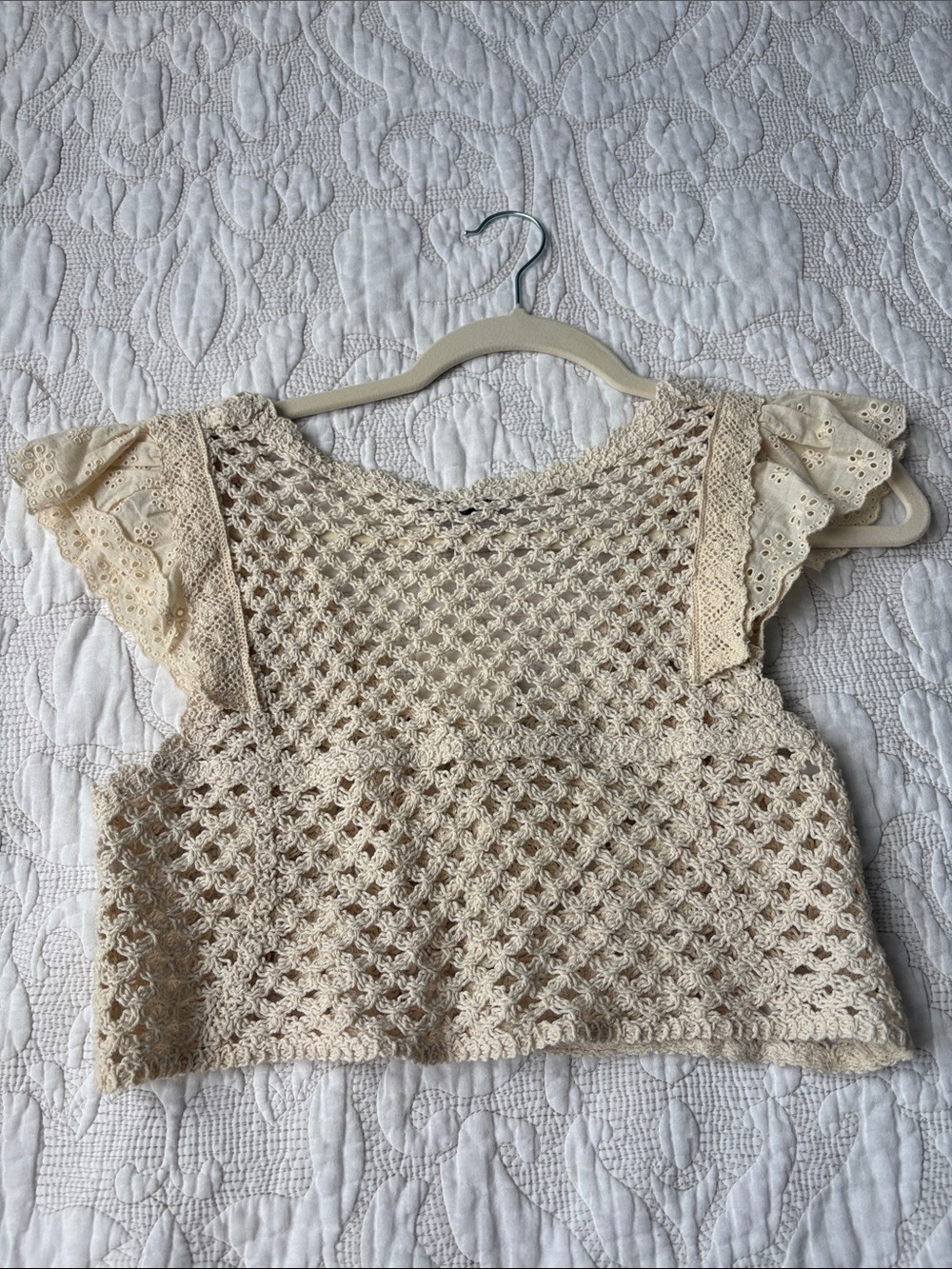 Zara Crochet Open-Knit Crop Top in Beige - Picture 3 of 3